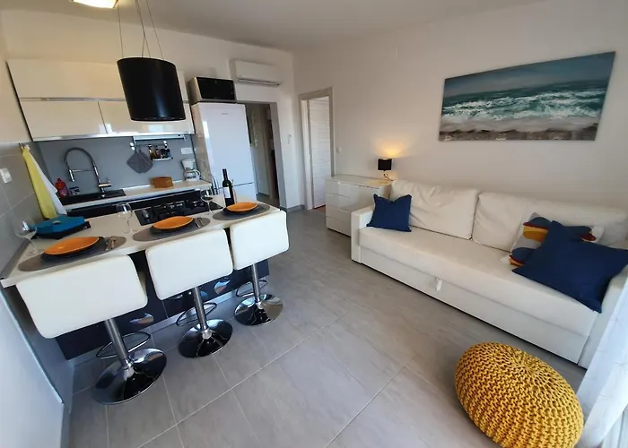 Comfortable Family Iris 20m From In Апартаменты