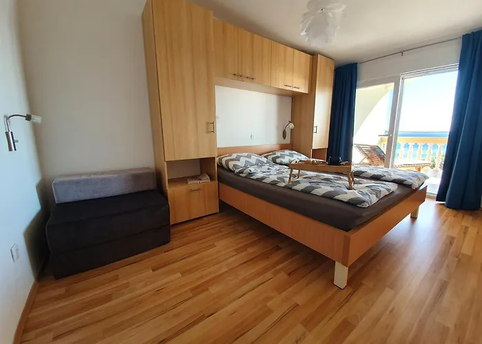Comfortable Family Iris 20m From In *