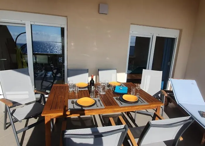 Comfortable Family Iris 20m From In Апартаменты *