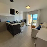 Comfortable Family Iris 20m From In Appartamento