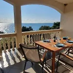 Comfortable Family Iris 20m From In * Mandre
