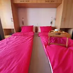 Apartament Comfortable Family Iris 20m From In *