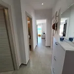 Apartament Comfortable Family Iris 20m From In