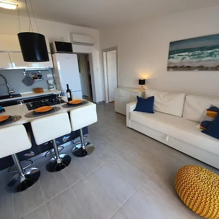 Comfortable Family Iris 20m From In Διαμέρισμα