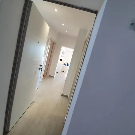 Comfortable Family Iris 20m From In Διαμέρισμα