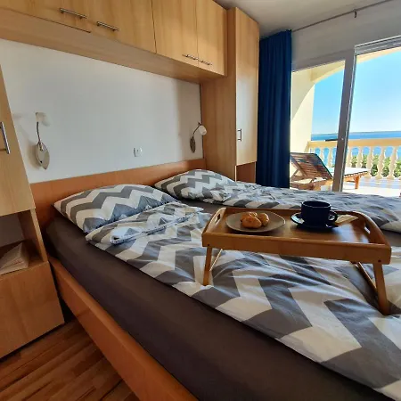 Comfortable Family Iris 20m From In Mandre