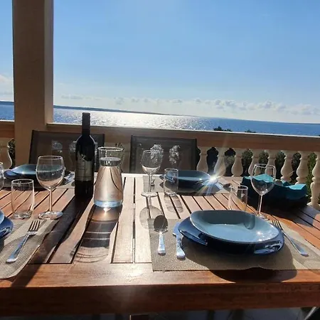 Comfortable Family Iris 20m From In Mandre
