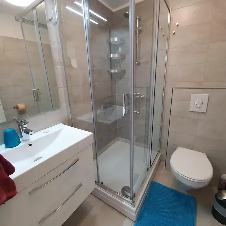 Comfortable Family Iris 20m From In Appartement Mandre