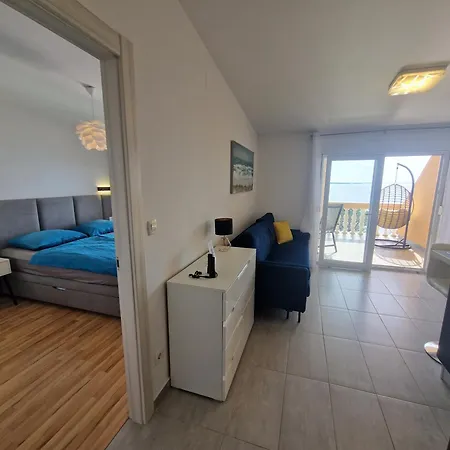 Comfortable Family Iris 20m From In * Mandre