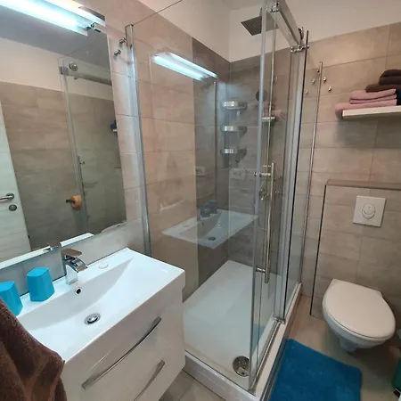 Comfortable Family Iris 20m From In Appartement