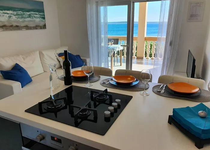 Comfortable Family Iris 20m From In Mandre