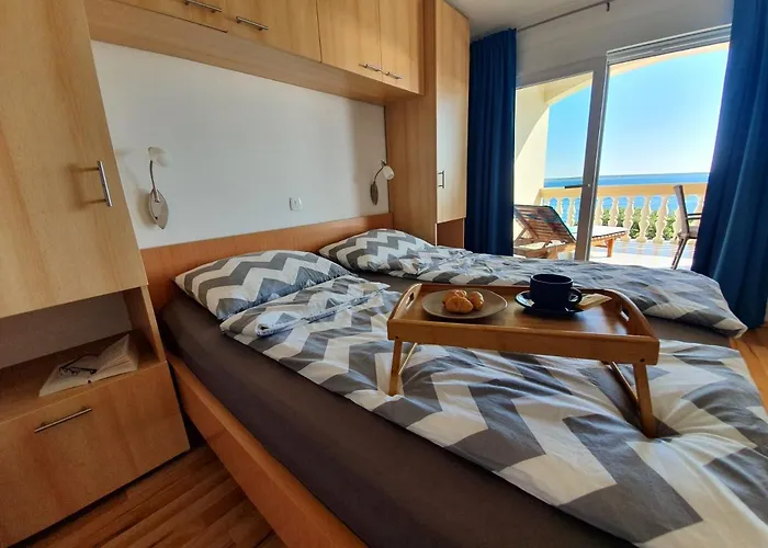 Comfortable Family Iris 20m From In Mandre