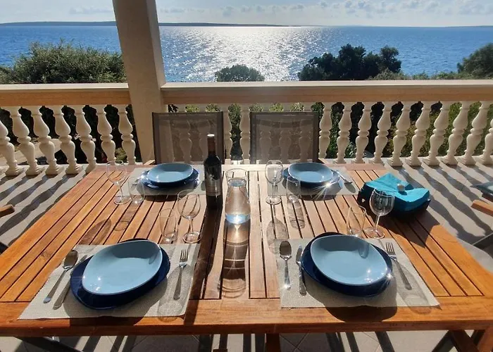 Comfortable Family Iris 20m From In * Mandre