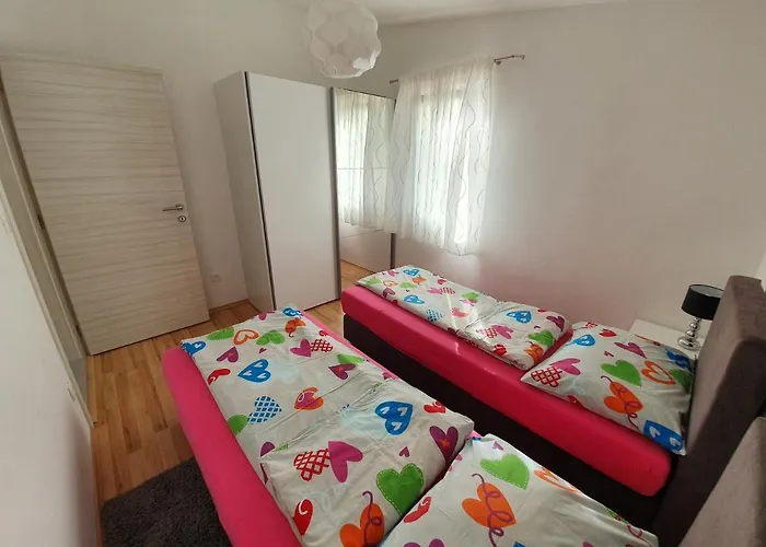 Apartmán Comfortable Family Iris 20m From In Mandre