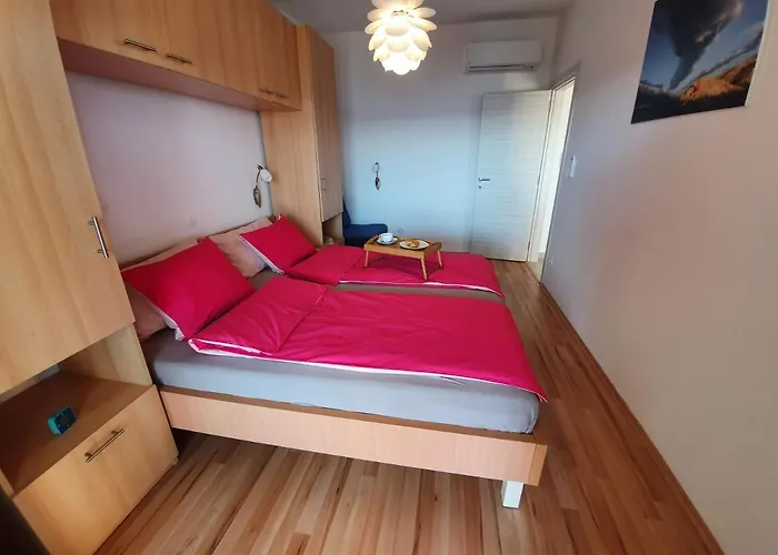 Comfortable Family Iris 20m From In Apartmán
