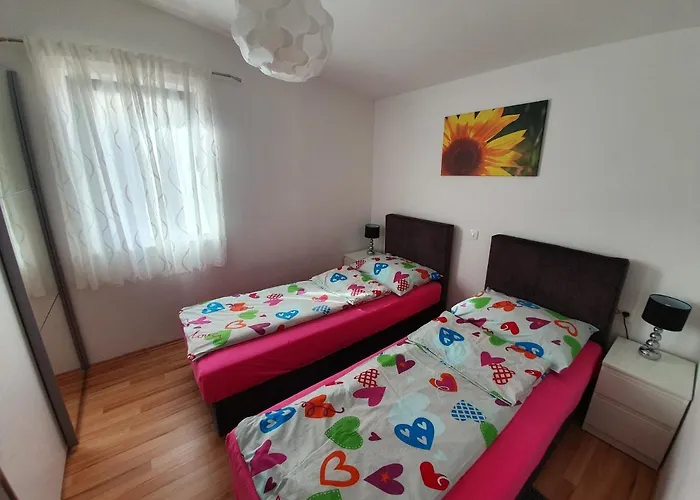 Comfortable Family Iris 20m From In Apartmán Mandre